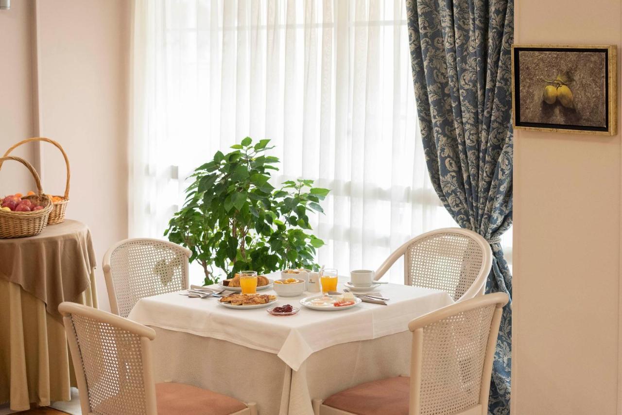Hotel Kierion Kardítsa Eksteriør billede